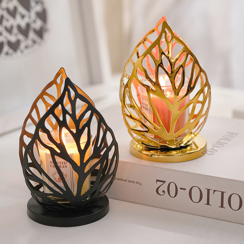 Light luxury iron candle holder