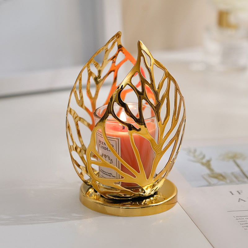 Light luxury iron candle holder